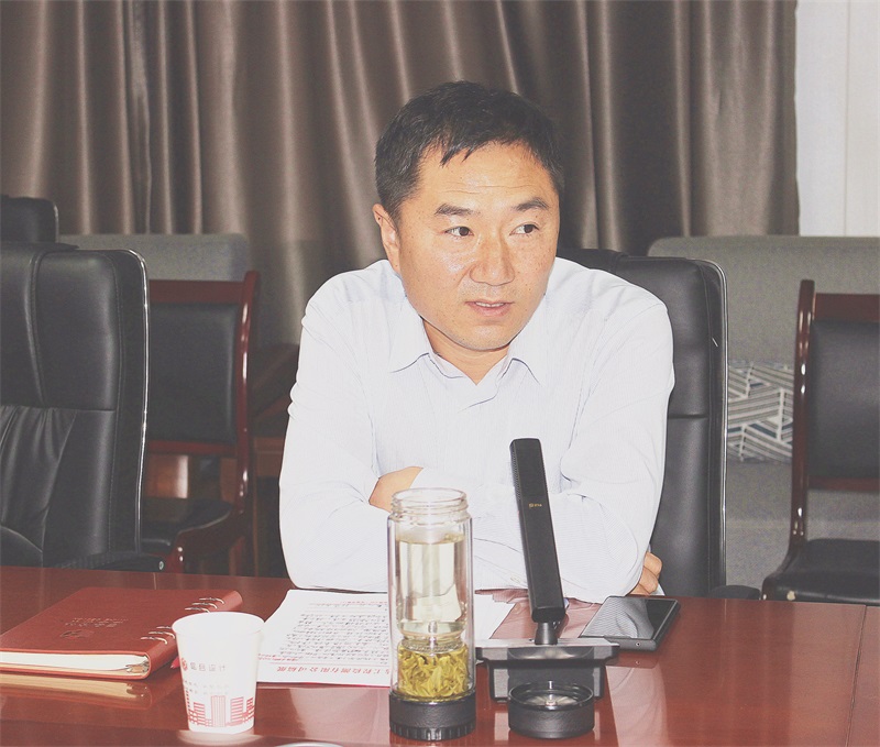 公司第三季度工作通报暨员工表彰奖励大会举行